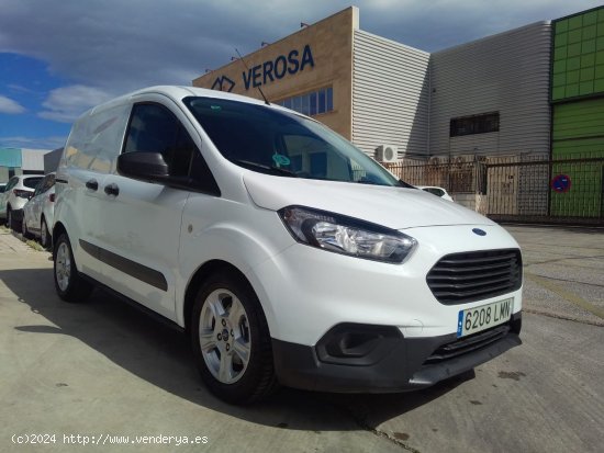 Ford Transit Courier Van 1.5 TDCi 100 CV AÑO 2021 CERTIFICADO DE KILOMETROS Y CARROCERIA - Málaga