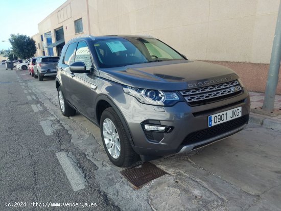 Land-Rover Discovery Sport 2.0 TD4 150CV 4X2 HSE - Málaga