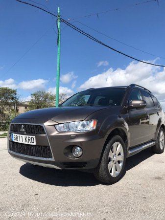 Mitsubishi Outlander 2.2 KAITEKI 4WD 7 PLAZAS CERTIFICADO DE KILOMETROS Y CARROCERIA - Málaga