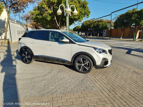 Peugeot 3008 1.5L BlueHDi 96kW 130CV SS Allure Nacional Certificado en km y carrocería - Málaga