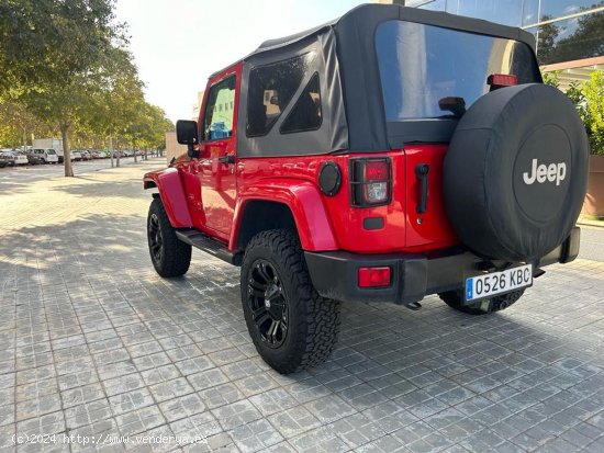 Jeep Wrangler 2.8 TDi Sáhara 4x4 Automático. 200 cv. Capota rígida - Cornellà