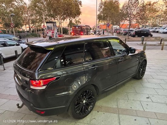 Land-Rover Range Rover Sport Sport Hybrid 305 cv + 45 cv (eléctrico). Full equip. 7 plazas. Pegatin