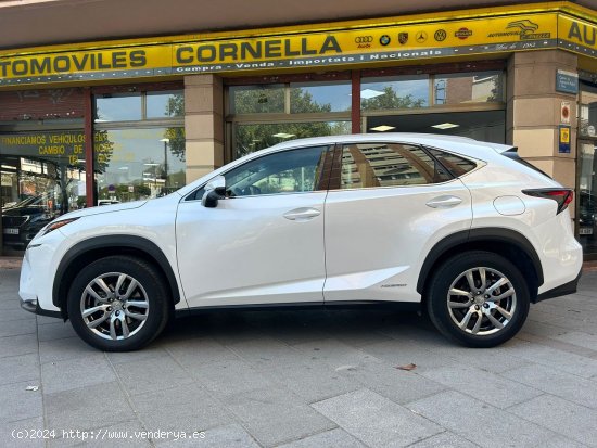  Lexus NX 300H 2.5 VVT-i 16V 197 Hybrid AWD E-CVT 155 cv - Cornellà 