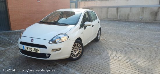 Fiat Punto 1.3 POP MULTIJET 5P - Madrid