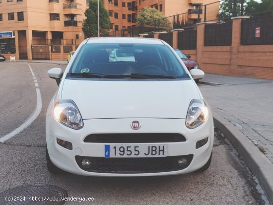 Fiat Punto 1.3 MULTIJET POP - Madrid