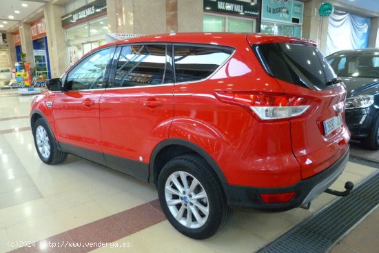 Ford Kuga Kuga 2.0 TDCi 180 4x4 ASS Titanium 5p. muy muy bien cuidado, kilómetros garantizados - Mo