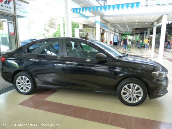 Fiat Tipo Tipo 1.4 TJet 16v Lounge 88kW 120CV GLP 4p. muy muy bien cuidado, kilómetros garantizados