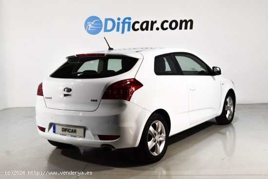 Kia Pro_Ceed 1.6 CRDI 90CV 3P - Molins de Rei