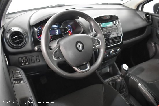 Renault Clio Life 900 TCE 75CV - Molins de Rei