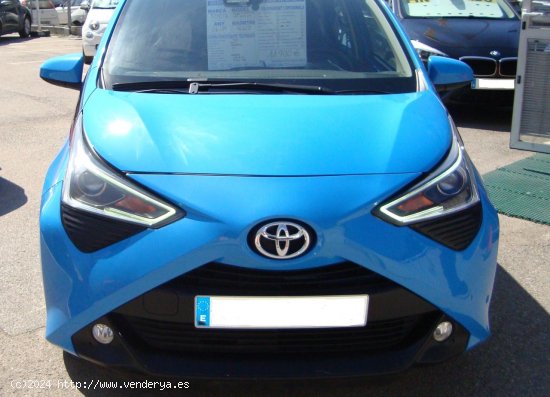 Toyota Aygo X-PLAY 1.0 VVT 72 CV 5 P - Mollet del Vallès