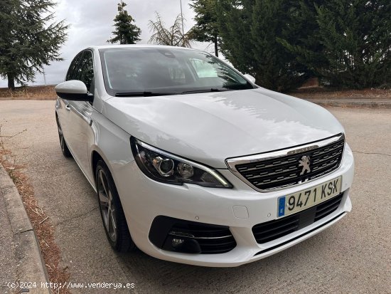 Peugeot 308 1.2 puretech 130 tech edition - Burgos