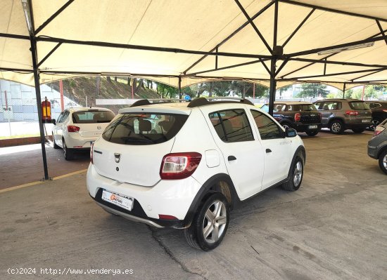 Dacia Sandero Stepway DCI 90 EU6 - Cornella de Terri