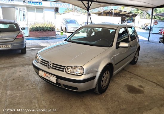  Volkswagen Golf 1.4 CONCEPTLINE - Cornella de Terri 