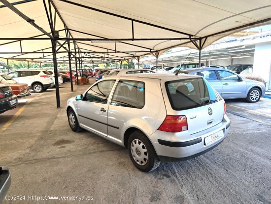 Volkswagen Golf 1.4 CONCEPTLINE - Cornella de Terri