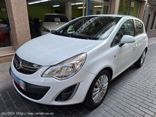  Opel Corsa 1.2 SELECTIVE Etiq. medioambiental verde C - Barcelona 