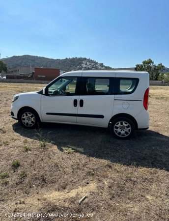 Fiat Doblo año 2020 - ROSES