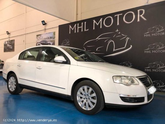  Volkswagen Passat 2.0 TDI 140cv Highline DSG - Alcalá de Henares 