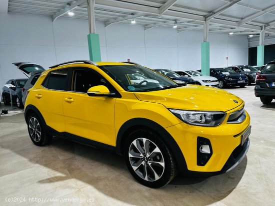 Kia Stonic 1.6CRDI 116CV VGT ECO-DYNAMIC DRIVE - Utrera