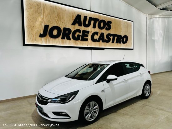  Opel Astra 1.6cdti business 110cv - Utrera 