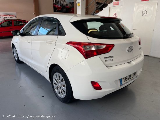 Hyundai i30 1.4 CRDI - Reus