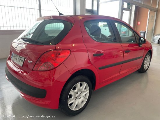 Peugeot 207 1.4i CONFORT - Reus