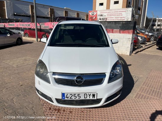 Opel Zafira 1.9cdti - Málaga