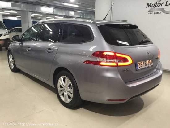 PEUGEOT TURISMOS 308  SW STYLE 1.6 BLUEHDI 120CV - Madrid