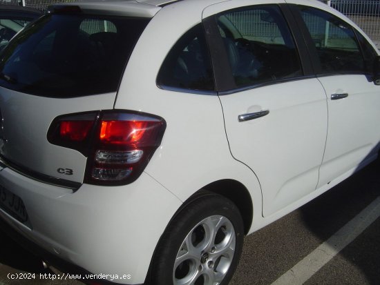 Citroën C3 1.2 PURETECH, 82 CV,  COLLECTION - Vila-Seca