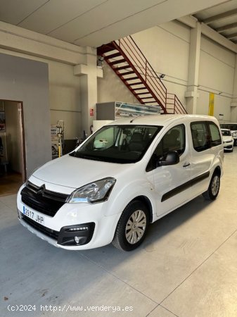  Citroën Berlingo COMBI MIXTO 1.6 HDI 90MULTISPACE - Churiana de la Vega 