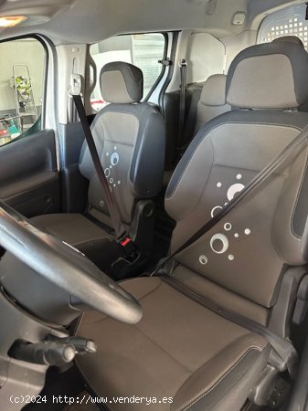 Citroën Berlingo COMBI MIXTO 1.6 HDI 90MULTISPACE - Churiana de la Vega