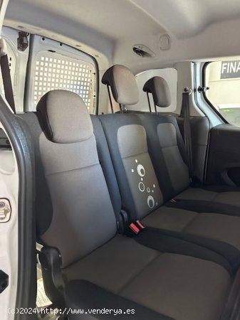 Citroën Berlingo COMBI MIXTO 1.6 HDI 90MULTISPACE - Churiana de la Vega