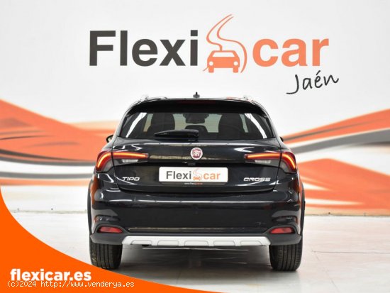 Fiat Tipo Cross 1.0 74kW (100CV) - Jaén