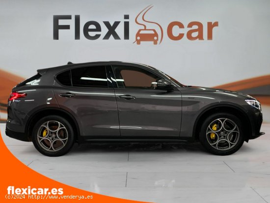 Alfa Romeo Stelvio 2.0 Gasolina 147kW (200cv) SPRINT Q4 - Badalona