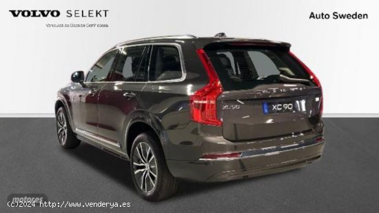 Volvo XC 90 XC90 Recharge Core, T8 plug-in hybrid eAWD, Electrico/Gasolina, Bright, 7 Asient de 2023