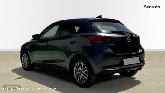 Mazda Mazda2 1.5 E-SKYACTIV-G 66KW ZENITH 5P de 2022 con 10.756 Km por 18.800 EUR. en Murcia