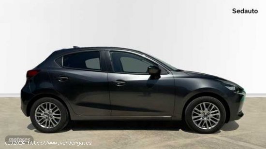 Mazda Mazda2 1.5 E-SKYACTIV-G 66KW ZENITH 5P de 2022 con 10.756 Km por 18.800 EUR. en Murcia