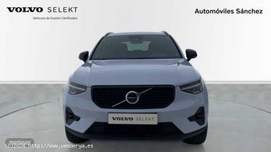 Volvo XC40 2.0 B3 ULTIMATE DARK AUTO 163 5P de 2024 con 1 Km por 47.800 EUR. en Zaragoza