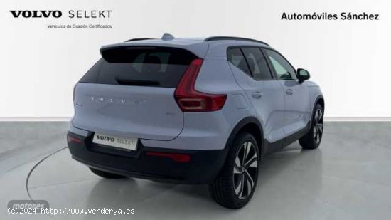 Volvo XC40 2.0 B3 ULTIMATE DARK AUTO 163 5P de 2024 con 1 Km por 47.800 EUR. en Zaragoza