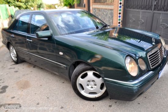 Mercedes Clase E E 300. TURBO DIESEL AVANTGARDE XENON KLIMA de 1998 con 420.000 Km por 3.700 EUR. en