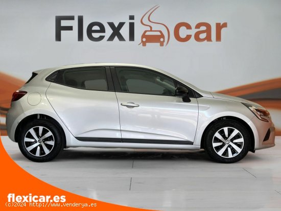 Renault Clio Equilibre TCe 67 kW (91CV) - L Hospitalet de Llobregat