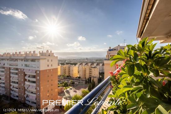 Ático en Alicante zona Playa San Juan con terraza y plaza de garaje - ALICANTE