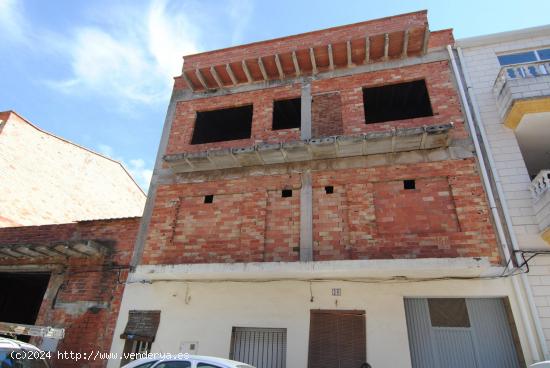  Magnifica casa de pueblo con muchas posibilidades - VALENCIA 