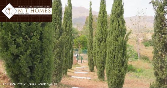 CASA INDEPENDIENTE DE ESTILO RUSTICO EN MIJAS - MALAGA