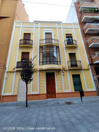 HABITACIÓN CALLE MENACHO - BADAJOZ