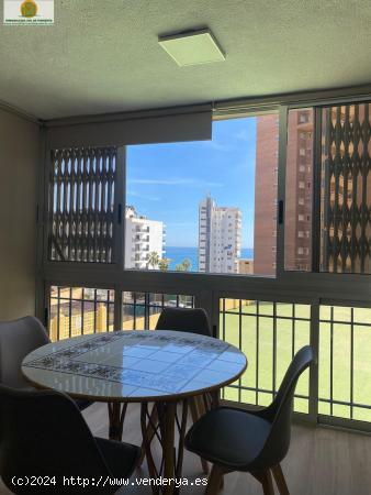 Apartamento Reformado en urbanización completa a un paso de playa poniente y centro de Benidorm!! -