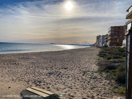 Venta de suelo en 2ª línea de playa de Tavernes - VALENCIA