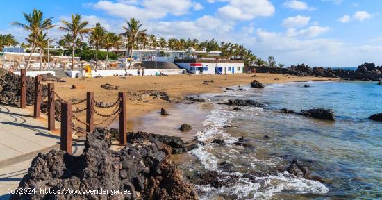 ALQUILER VACACIONAL CON PISCINA Y MAR PUERTO DEL CARMEN - LAS PALMAS