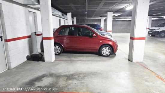 PARKING + TRASTERO EN CALLE COVADONGA, JUNTO FIRA SABADELL - BARCELONA