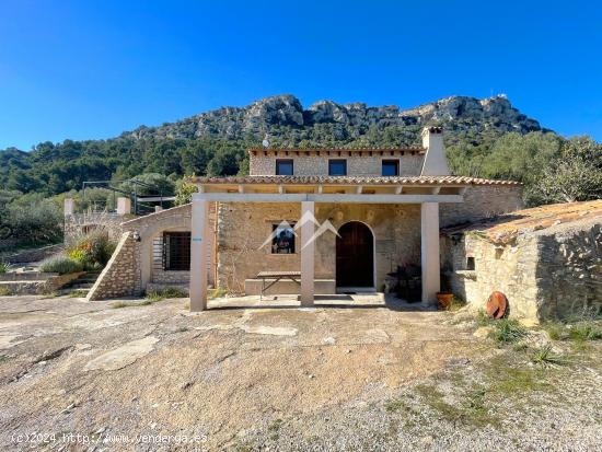 Finca Rústica con vistas a la isla de Cabrera y licencia turística en Llucmajor - BALEARES