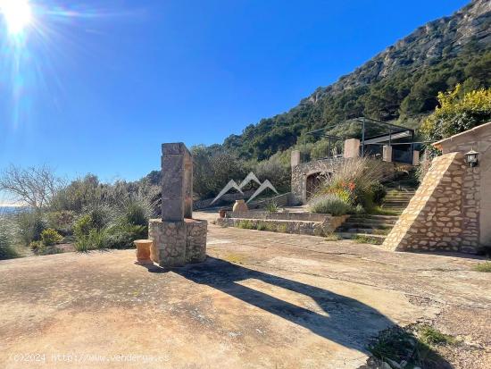 Finca Rústica con vistas a la isla de Cabrera y licencia turística en Llucmajor - BALEARES